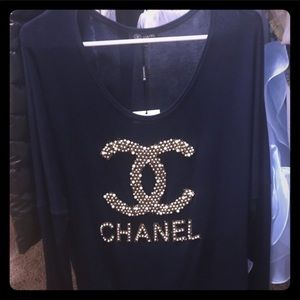 SOLD - authentic Chanel long sleeve top